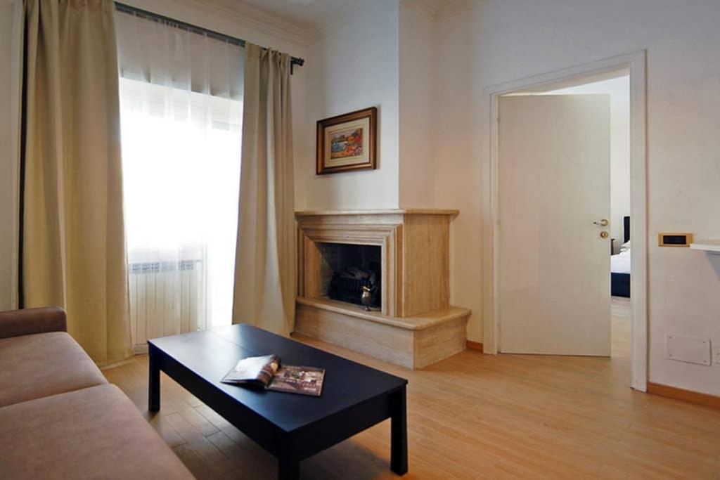 Vatican Luxury Apartment With Terrace - 7 People ローマ エクステリア 写真